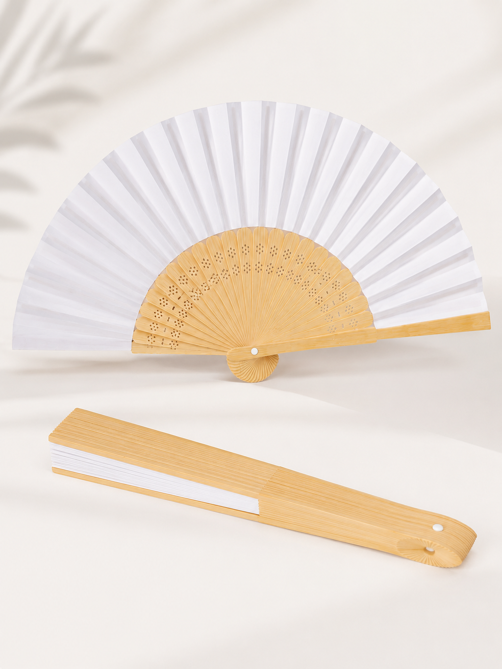 Bambu el yelpazesi - açık ve kapalı görünüm